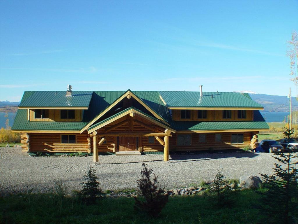 Williston Lake Resort Hudsons Hope Exterior photo